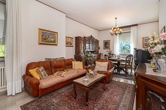 Appartamento quadrilocale in vendita in Via Giovenale Sampò, Saluzzo