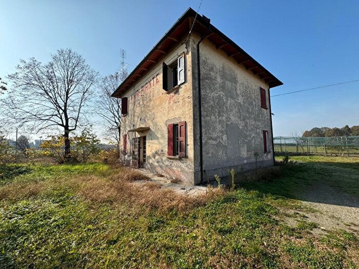 Casa con 6 locali in vendita in Via Nazionale, Malalbergo