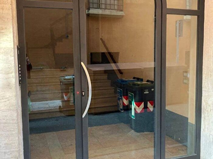 Appartamento quadrilocale in affitto in Via Donzi, Centro Storico, Modena