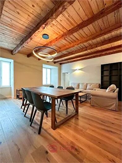 Appartamento trilocale in affitto in Via Nazionale Prosto Piuro So, Piuro