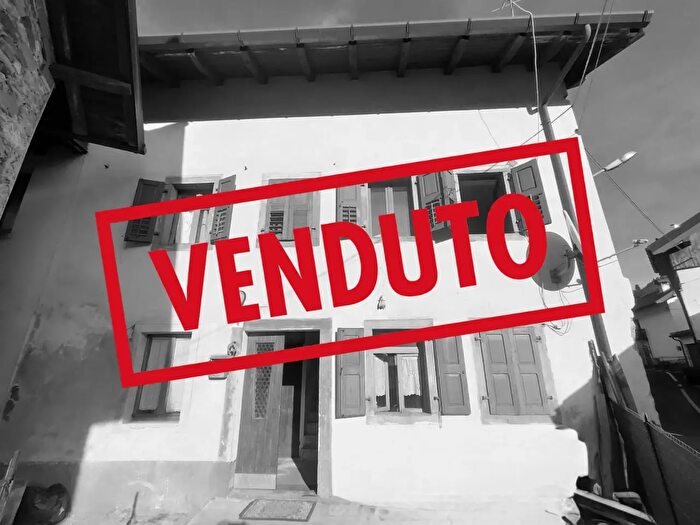 Casa con 6 locali in vendita in Via Jacopo Linussio, Paularo