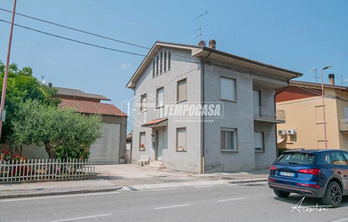 Casa con 5 locali in vendita in Via San Vittore, Cesena
