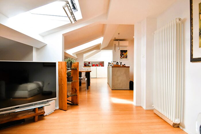 Appartamento con 6 locali in vendita in Via Carlo Barabino, Genova