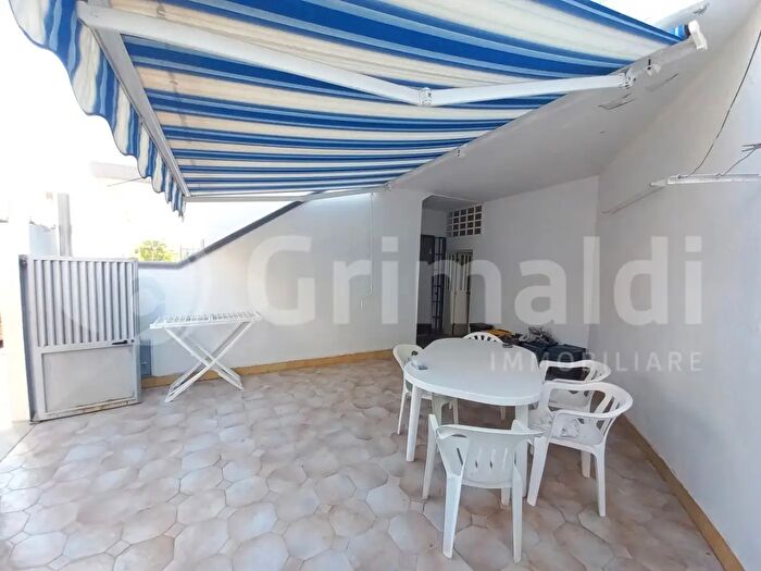 Casa trilocale in vendita in Via Alfieri, Ugento