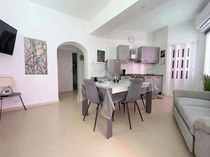 Casa bilocale in vendita in Vico II Ricovero, Oristano