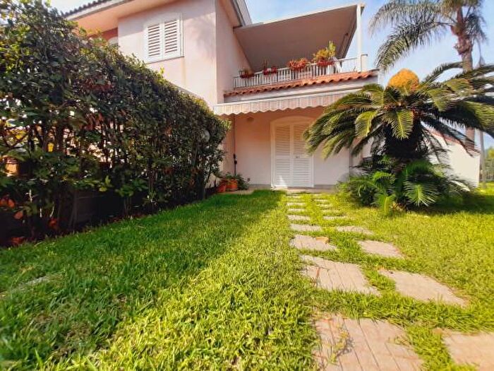 Appartamento monolocale in vendita in Via Dottore Mario Amato, Mascali