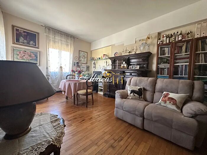 Appartamento con 5 locali in vendita in Via dello Steccuto, Firenze
