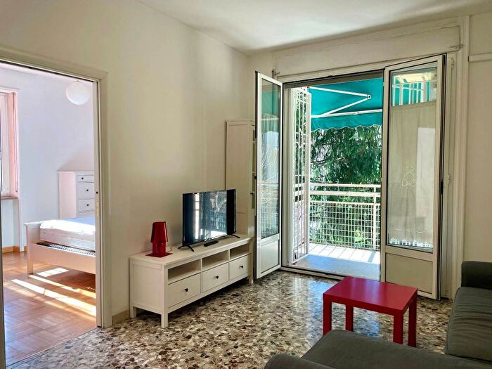 Appartamento bilocale in affitto in Viale Giovanni Suzzani, Prato Centenaro, Milano