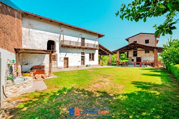 Casa bilocale in vendita in Via Molino, Vottignasco