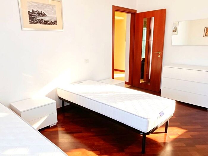 Appartamento bilocale in affitto in Via Biella, Famagosta, Milano