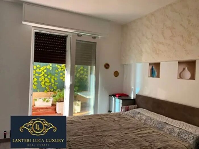 Appartamento trilocale in vendita in Via Milite Ignoto, Ventimiglia