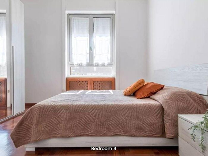 Appartamento con 6 locali in affitto in Via Guido Guarini Matteucci, Ca' Granda, Milano