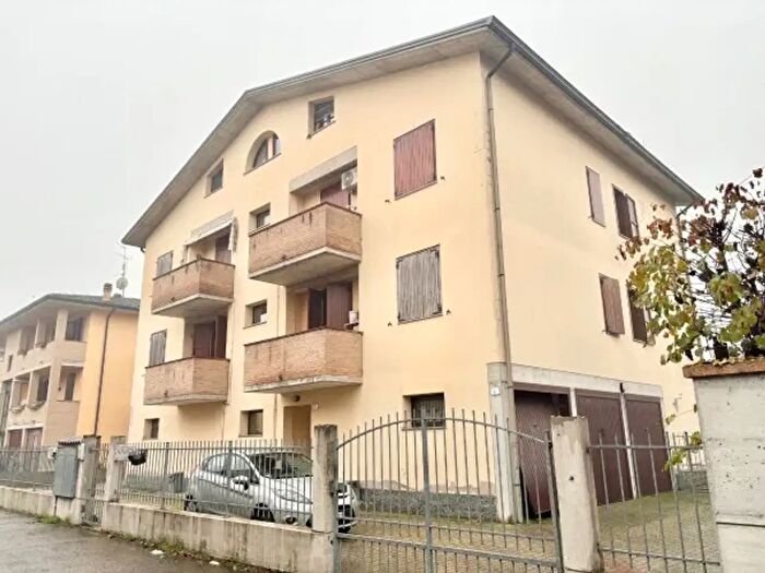 Appartamento bilocale in vendita in Cadelbosco Di Sopra