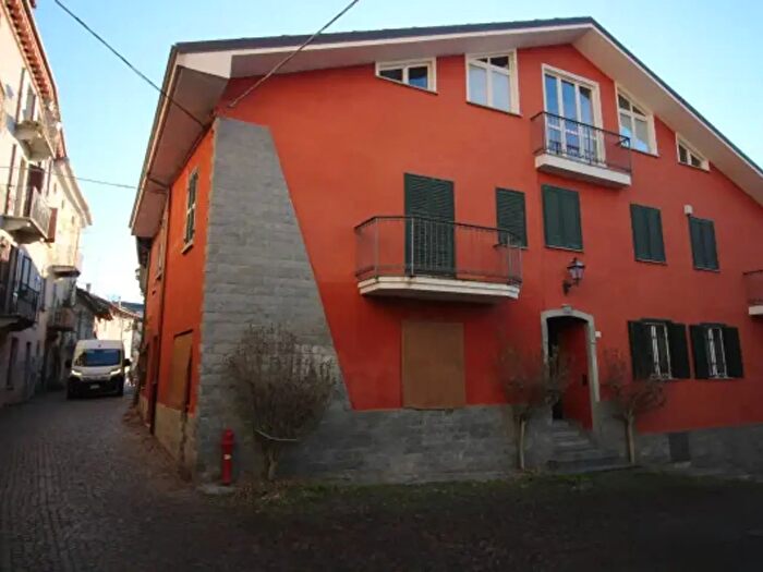 Appartamento trilocale in vendita in Via Fontana, Dogliani