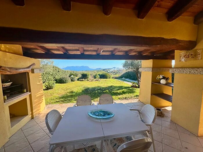 Casa con 5 locali in vendita in Ville del Golfo Aranci Sos Aranzos, Golfo Aranci