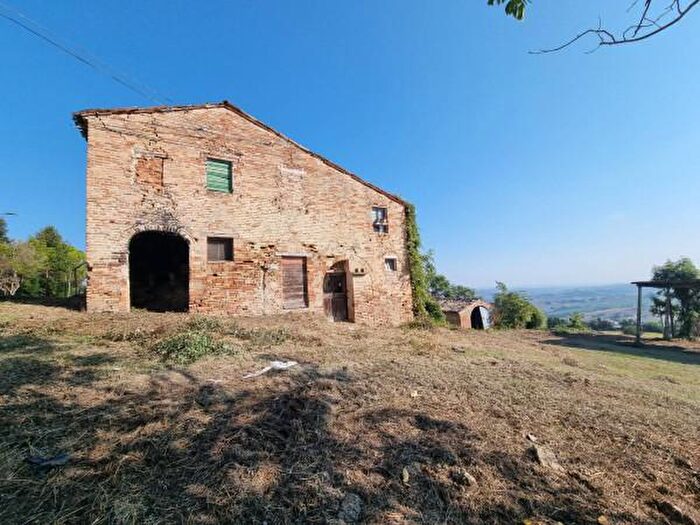 Casa in vendita in Contrada Vignali Bagnere, Loro Piceno