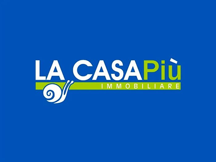 Casa con 10 locali in vendita in Cosenza