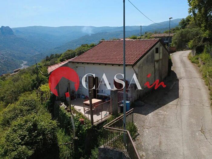 Casa trilocale in vendita in Contrada Santa Domenica, Militello Rosmarino