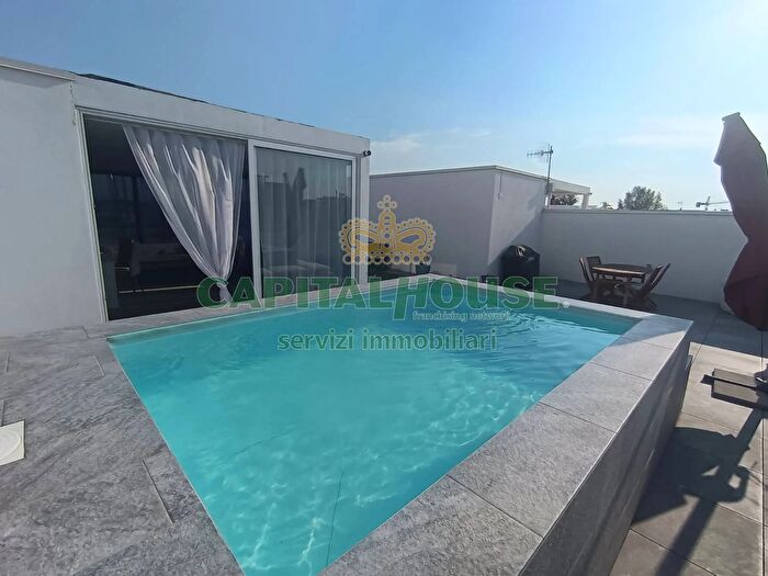 Appartamento quadrilocale in vendita in Via Palmola, San Vitaliano