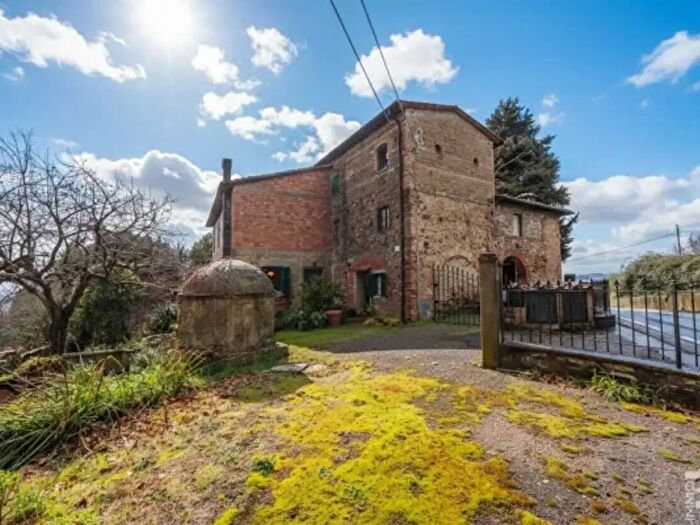 Casa con 6 locali in vendita in Via Trecento, Montespertoli