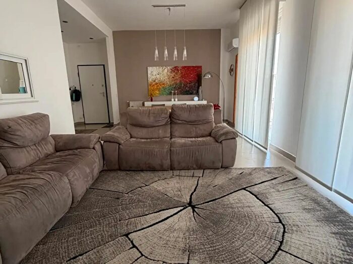 Appartamento trilocale in vendita in Via Partanna, Paceco