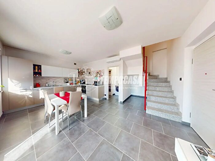 Appartamento bilocale in vendita in Via San Grato, Volpiano