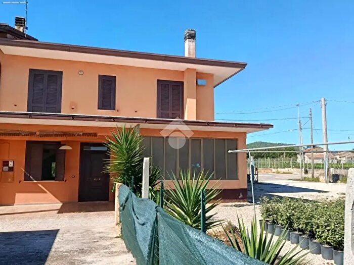 Casa con 5 locali in vendita in Via San Manno, Alatri
