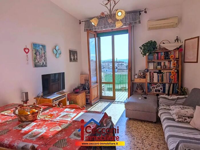 Appartamento con 5 locali in vendita in Empoli