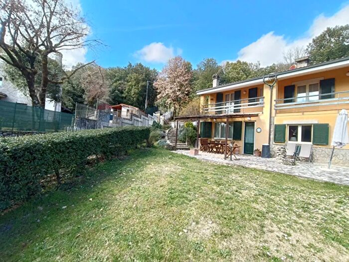 Casa con 7 locali in vendita in Via dei Lecci, Perugia