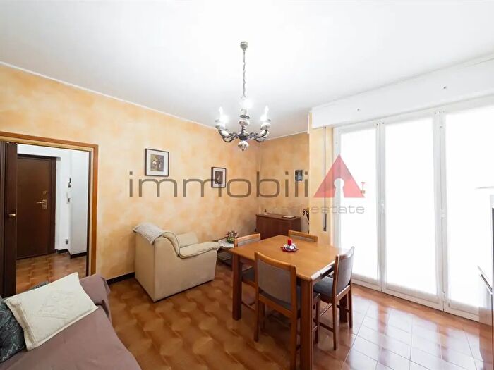 Appartamento quadrilocale in vendita in Via Manin, Brugherio