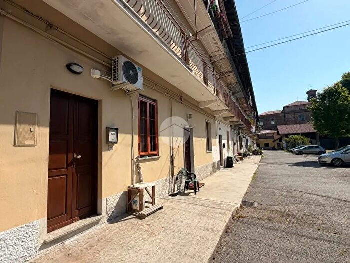 Casa bilocale in vendita in Via Negroni, Pessano Con Bornago