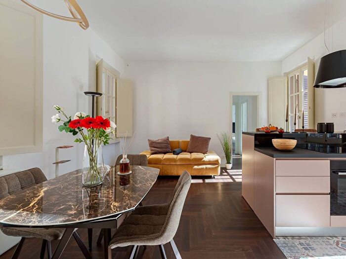 Appartamento trilocale in affitto in Via del Gambero, Spagna, Roma