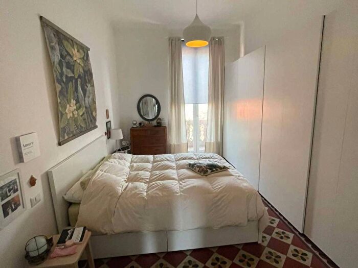 Appartamento trilocale in affitto in Via Eugenio Villoresi, Navigli Darsena, Milano