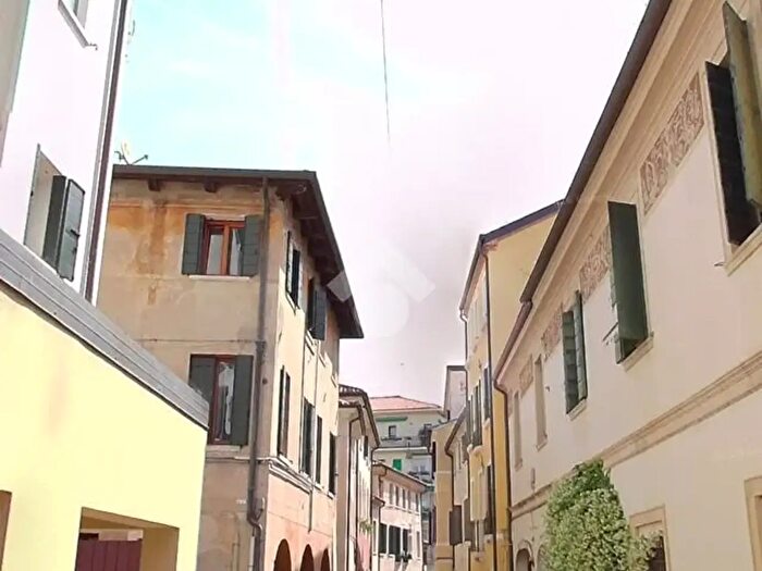 Appartamento trilocale in vendita in Via Dotti, Treviso