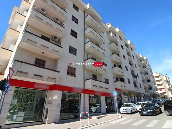 Appartamento bilocale in vendita in Via Mottola, Martina Franca