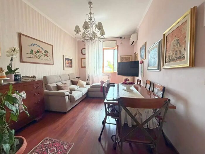 Appartamento quadrilocale in vendita in Via Appulo Sannitica, Lucera