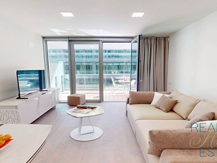 Appartamento bilocale in affitto in Foce, Genova