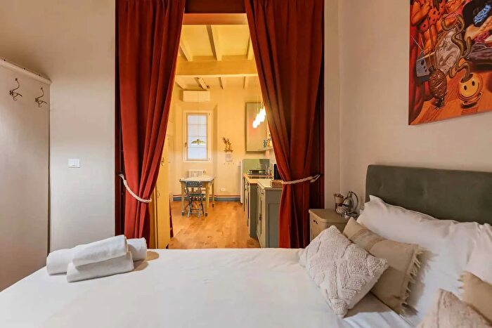 Appartamento monolocale in affitto in Via Broccaindosso, Bologna