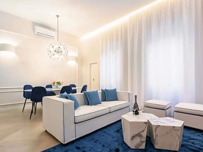 Appartamento in affitto in Via degli Alfani, Firenze