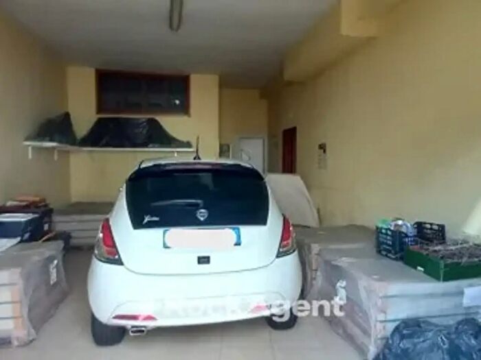 Casa quadrilocale in vendita in Via Vittorio Veneto, Ruffano