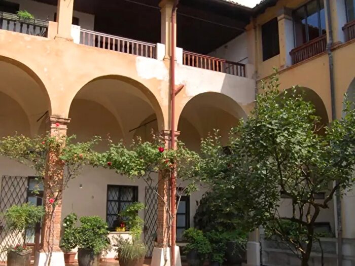 Appartamento quadrilocale in vendita in Via Alessandro Volta B, Lambrugo