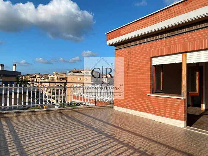Appartamento bilocale in affitto in Via Limbiate, Ottavia, Roma