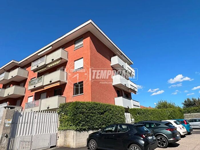 Appartamento con 5 locali in vendita in Via Ferna, Alpignano