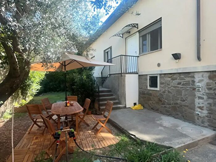 Casa con 7 locali in vendita in Via Datini Snc, Firenze