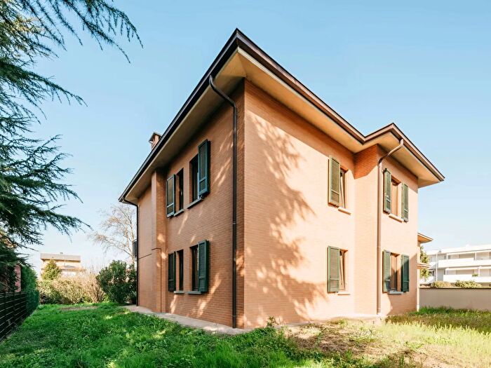Appartamento quadrilocale in vendita in Via Campo Roseo, Vaprio DAdda