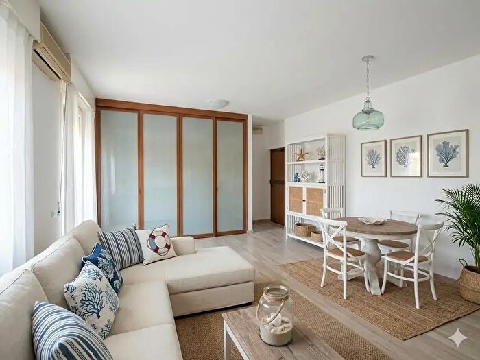 Appartamento bilocale in vendita in Lerici