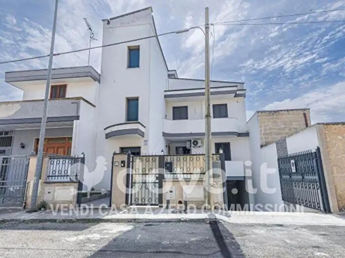 Appartamento quadrilocale in vendita in Via XXIV Maggio, Lequile