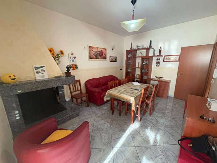 Casa trilocale in affitto in Via Saverio Mercadante, Centro, Carovigno