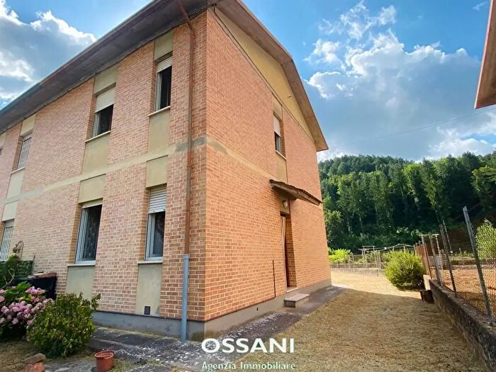 Appartamento quadrilocale in vendita in Via Salvo dAcquisto, Tredozio