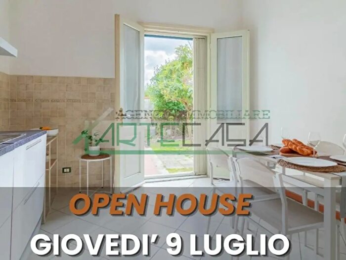 Casa con 6 locali in vendita in Pontedera